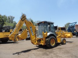 RETROEXCABADORA 310G SERIE 2029-22
